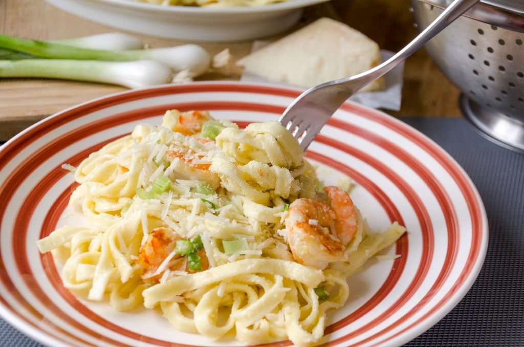 Chicken Alfredo And Shrimp Fettuccine Alfredo With Chicken Shrimp