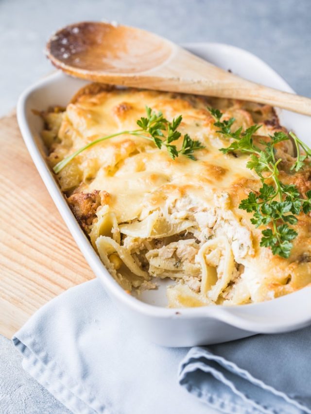 easy keto chicken alfredo casserole