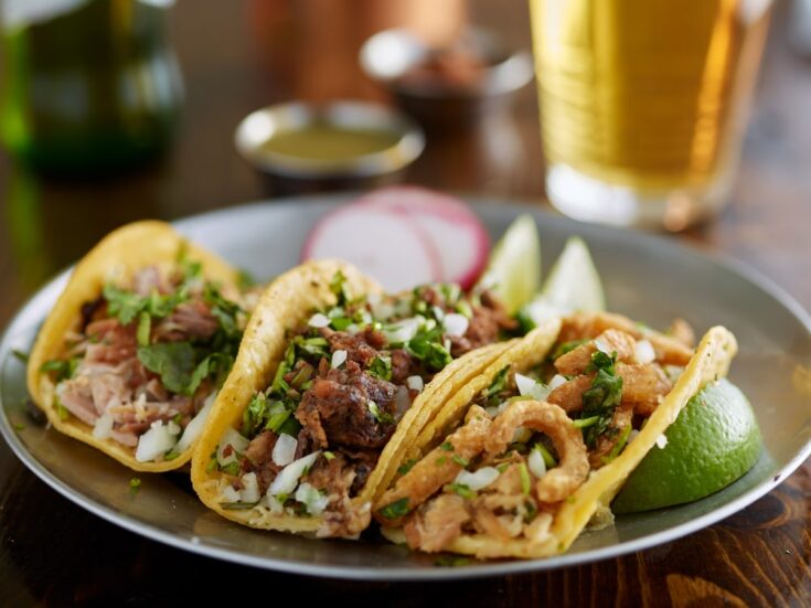 Slow cooker Shredded Chicken Tacos